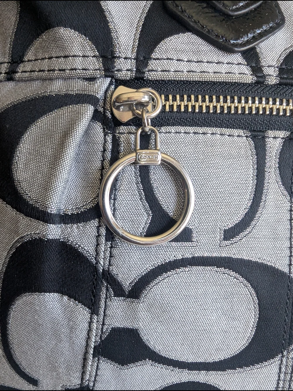 Coach poppy signature